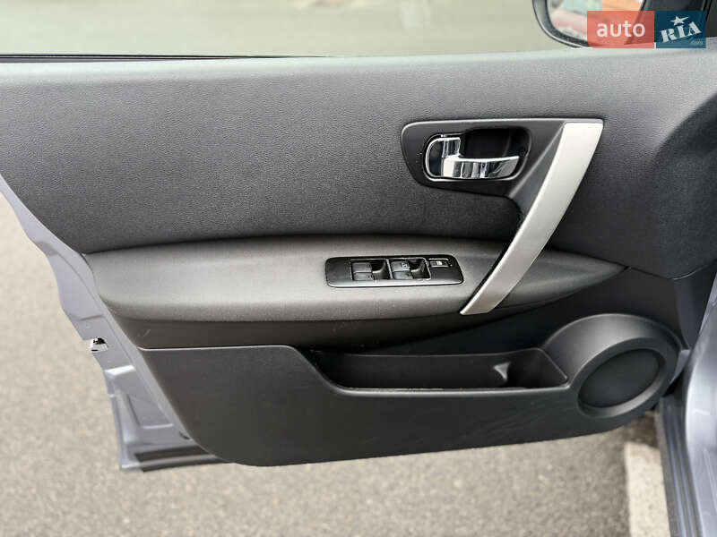 Внедорожник / Кроссовер Nissan Qashqai+2 2012 в Киеве