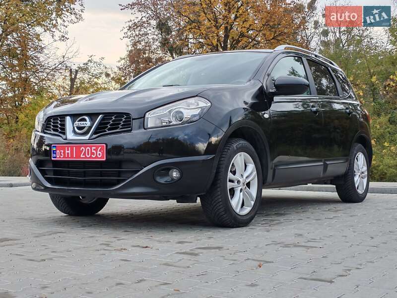Позашляховик / Кросовер Nissan Qashqai+2 2011 в Стрию