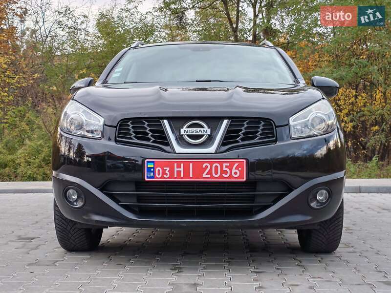 Позашляховик / Кросовер Nissan Qashqai+2 2011 в Стрию