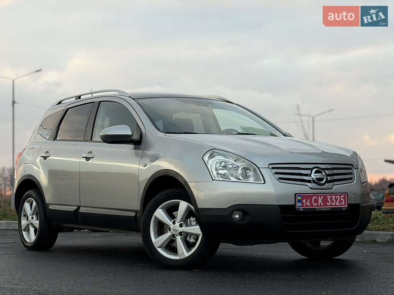 Позашляховик / Кросовер Nissan Qashqai+2 2010 в Вінниці