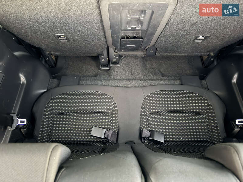 Позашляховик / Кросовер Nissan Qashqai+2 2010 в Вінниці