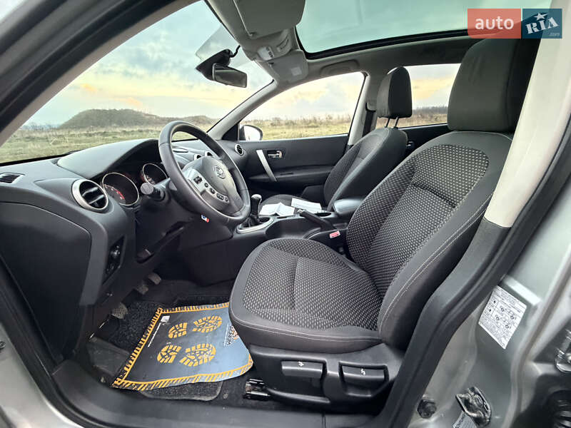 Позашляховик / Кросовер Nissan Qashqai+2 2010 в Вінниці