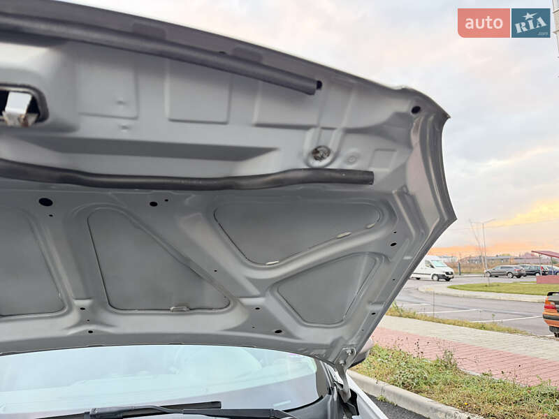 Позашляховик / Кросовер Nissan Qashqai+2 2010 в Вінниці