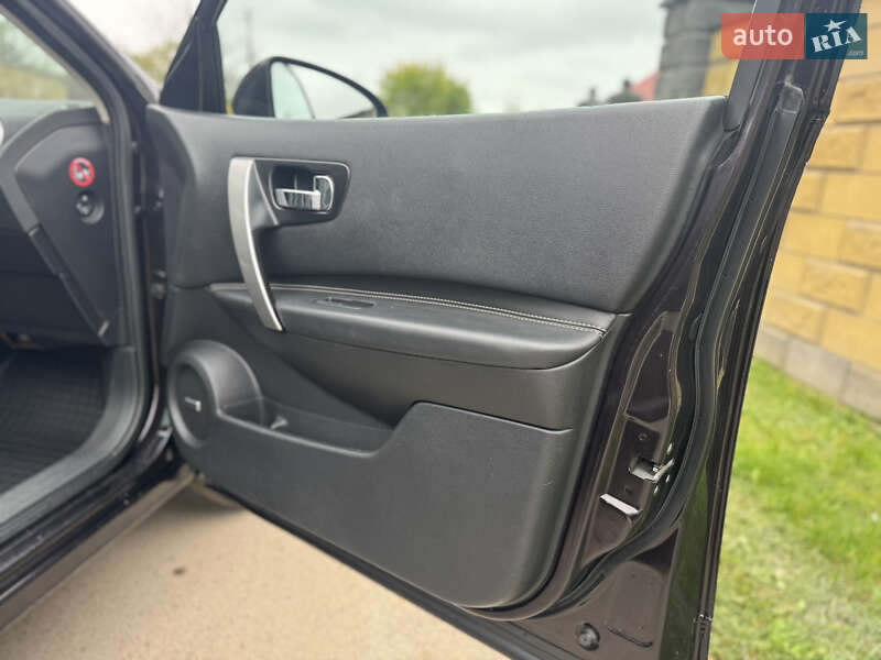 Внедорожник / Кроссовер Nissan Qashqai+2 2012 в Луцке