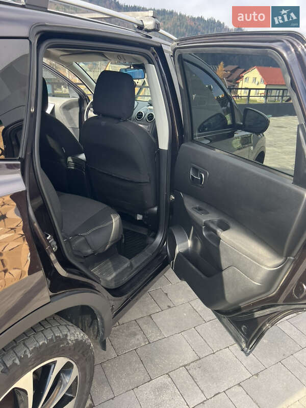 Внедорожник / Кроссовер Nissan Qashqai+2 2011 в Яремче