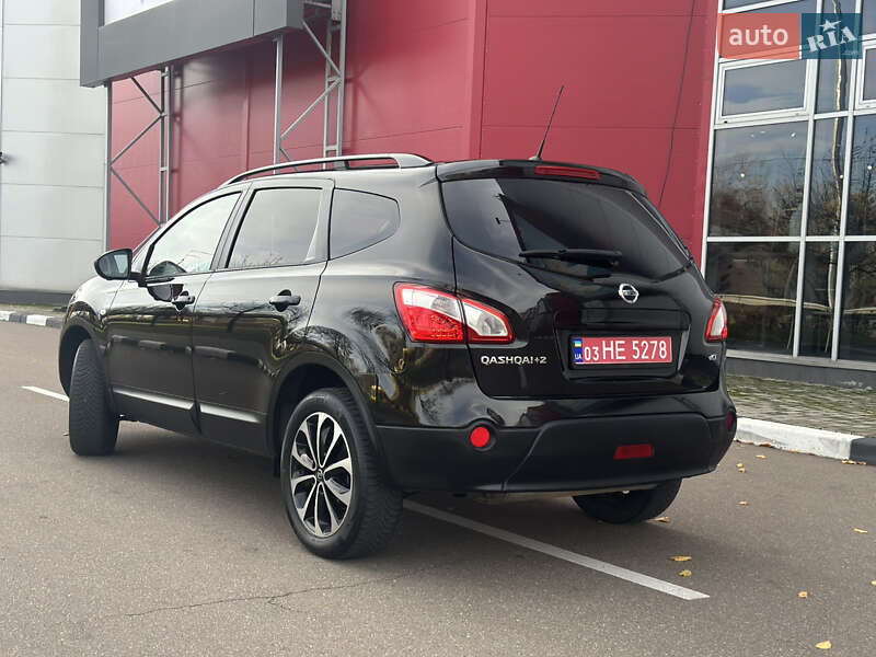 Внедорожник / Кроссовер Nissan Qashqai+2 2013 в Киеве