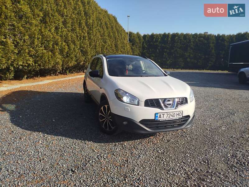 Внедорожник / Кроссовер Nissan Qashqai+2 2013 в Ивано-Франковске фото 10 Внедорожник / Кроссовер Nissan Qashqai+2 2013 в Ивано-Франковске