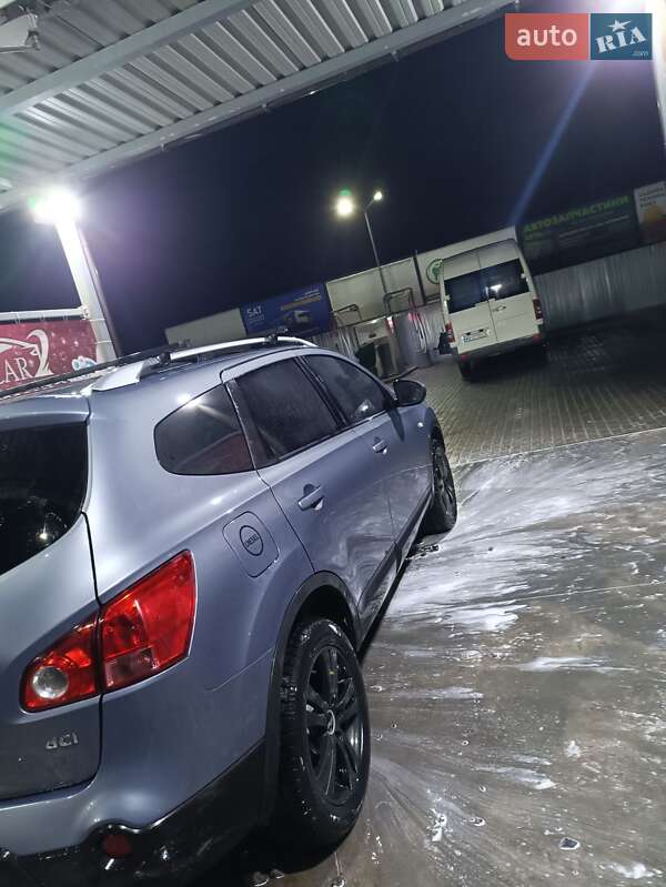 Внедорожник / Кроссовер Nissan Qashqai+2 2009 в Калиновке