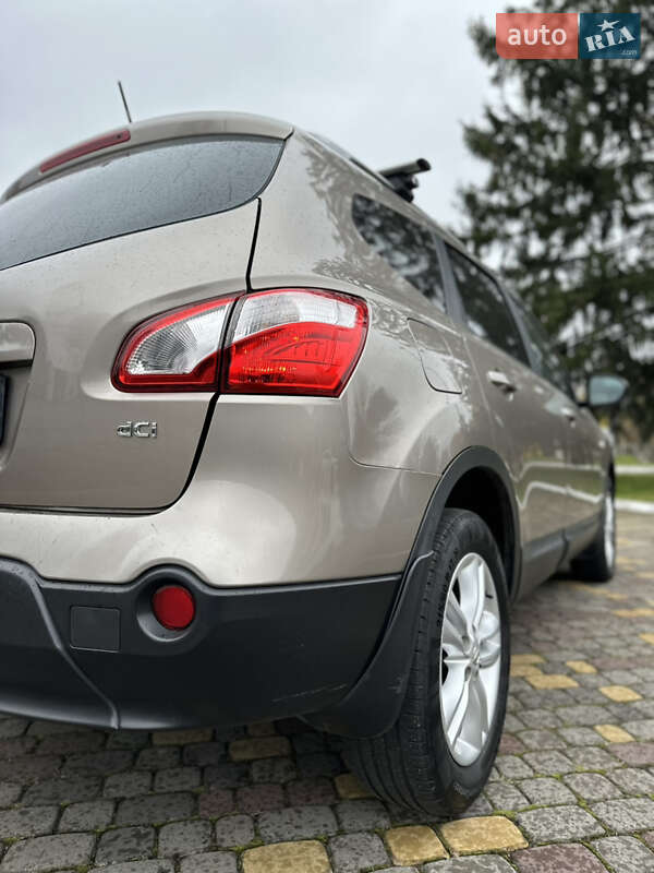 Внедорожник / Кроссовер Nissan Qashqai+2 2012 в Луцке фото 8 Внедорожник / Кроссовер Nissan Qashqai+2 2012 в Луцке