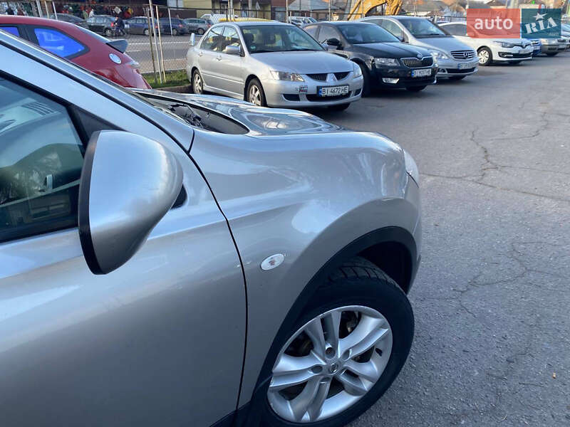 Внедорожник / Кроссовер Nissan Qashqai+2 2011 в Полтаве