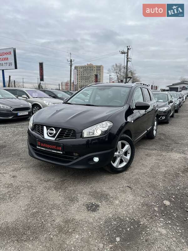 Внедорожник / Кроссовер Nissan Qashqai+2 2011 в Белогородке