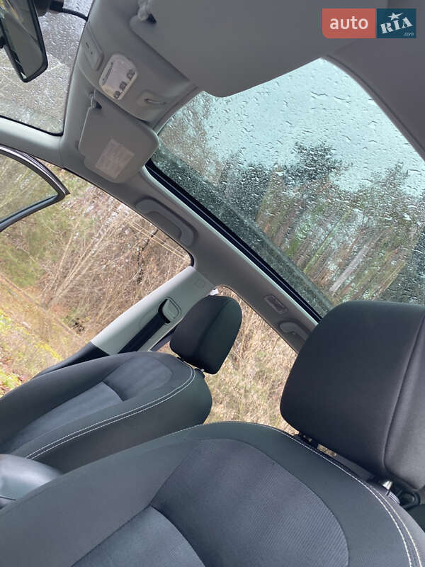 Внедорожник / Кроссовер Nissan Qashqai+2 2011 в Радивилове фото 21 Внедорожник / Кроссовер Nissan Qashqai+2 2011 в Радивилове