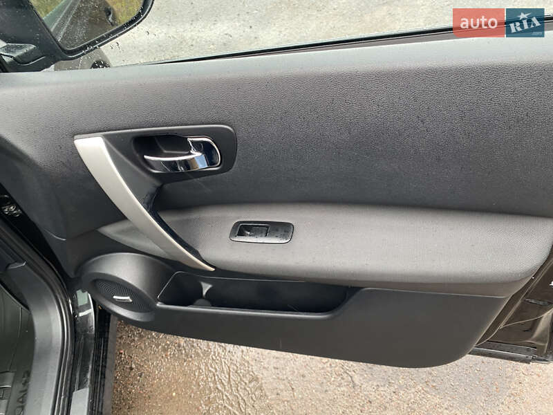 Внедорожник / Кроссовер Nissan Qashqai+2 2011 в Радивилове фото 55 Внедорожник / Кроссовер Nissan Qashqai+2 2011 в Радивилове