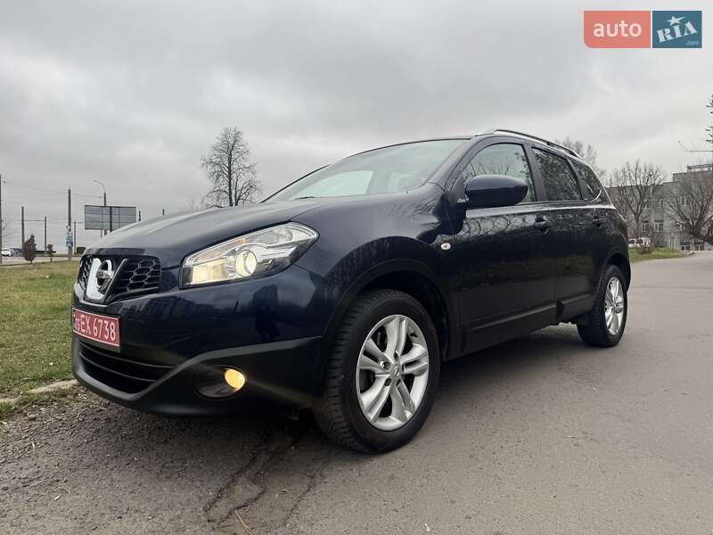 Внедорожник / Кроссовер Nissan Qashqai+2 2011 в Ровно фото 2 Внедорожник / Кроссовер Nissan Qashqai+2 2011 в Ровно
