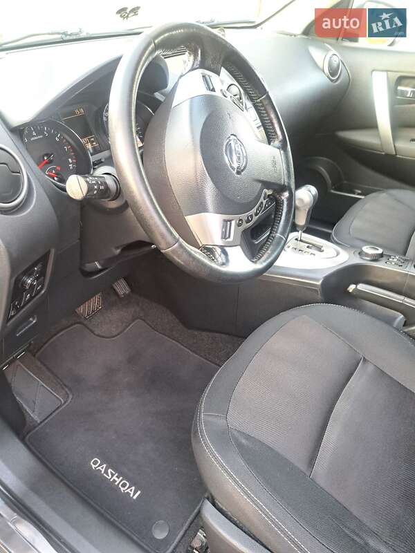 Внедорожник / Кроссовер Nissan Qashqai+2 2012 в Запорожье