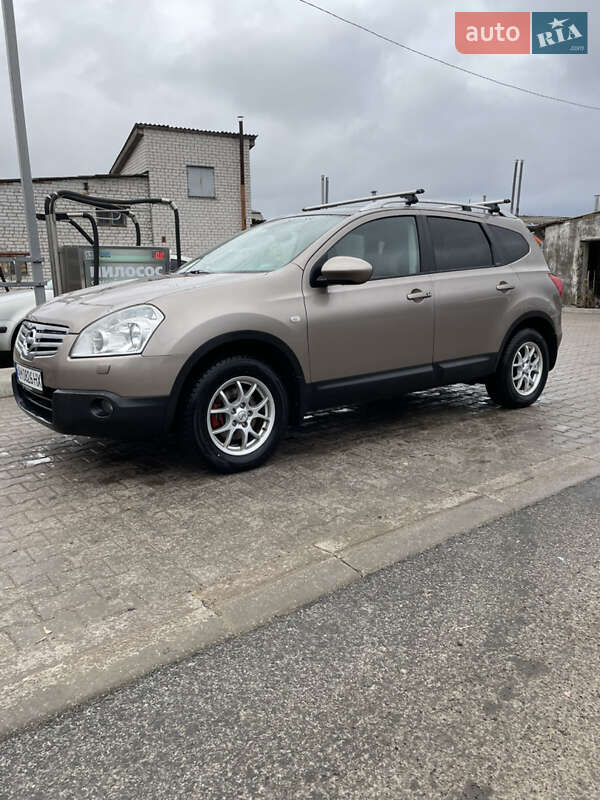 Внедорожник / Кроссовер Nissan Qashqai+2 2009 в Житомире фото 5 Внедорожник / Кроссовер Nissan Qashqai+2 2009 в Житомире