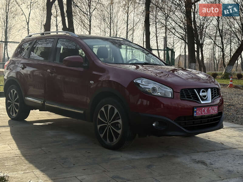 Внедорожник / Кроссовер Nissan Qashqai+2 2011 в Ивано-Франковске