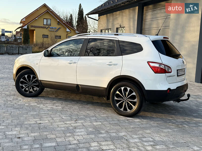 Позашляховик / Кросовер Nissan Qashqai+2 2012 в Коломиї