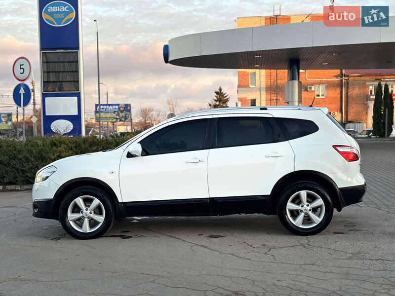 Позашляховик / Кросовер Nissan Qashqai+2 2011 в Сумах