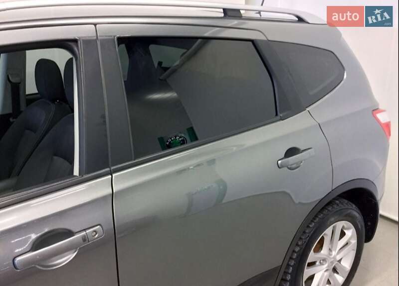 Внедорожник / Кроссовер Nissan Qashqai+2 2012 в Староконстантинове