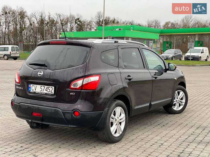 Внедорожник / Кроссовер Nissan Qashqai+2 2010 в Звягеле фото 6 Внедорожник / Кроссовер Nissan Qashqai+2 2010 в Звягеле