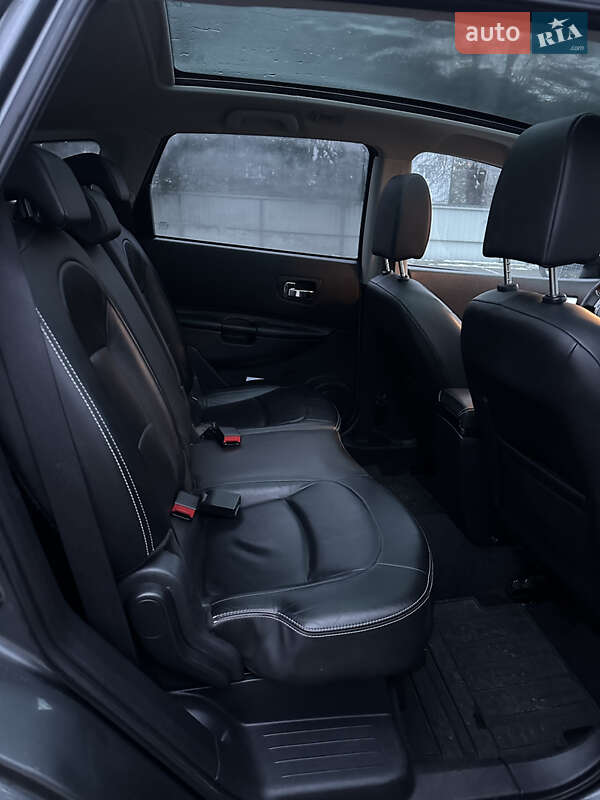 Позашляховик / Кросовер Nissan Qashqai+2 2012 в Луцьку фото 26 Позашляховик / Кросовер Nissan Qashqai+2 2012 в Луцьку