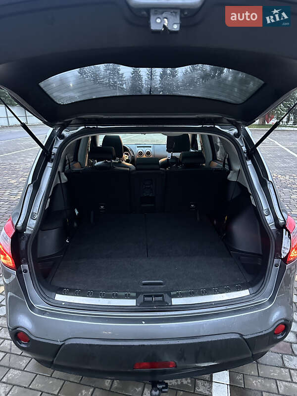 Позашляховик / Кросовер Nissan Qashqai+2 2012 в Луцьку фото 30 Позашляховик / Кросовер Nissan Qashqai+2 2012 в Луцьку