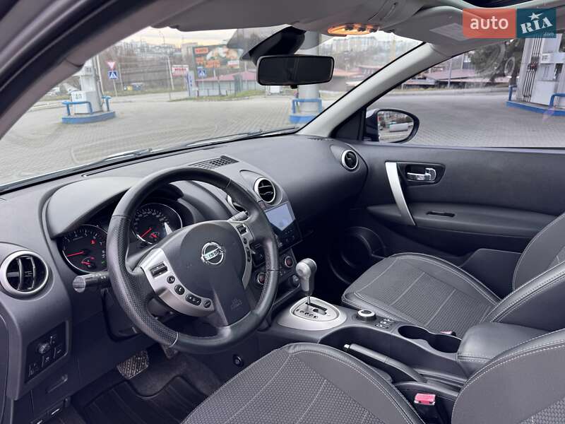 Позашляховик / Кросовер Nissan Qashqai+2 2011 в Хмельницькому