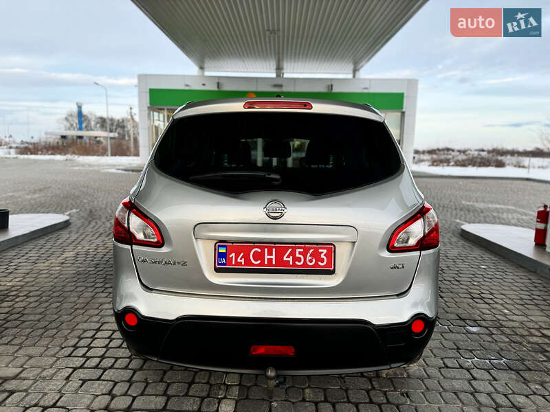 Позашляховик / Кросовер Nissan Qashqai+2 2013 в Стрию