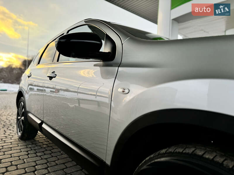 Позашляховик / Кросовер Nissan Qashqai+2 2013 в Стрию