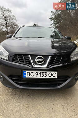 Позашляховик / Кросовер Nissan Qashqai+2 2010 в Миколаєві
