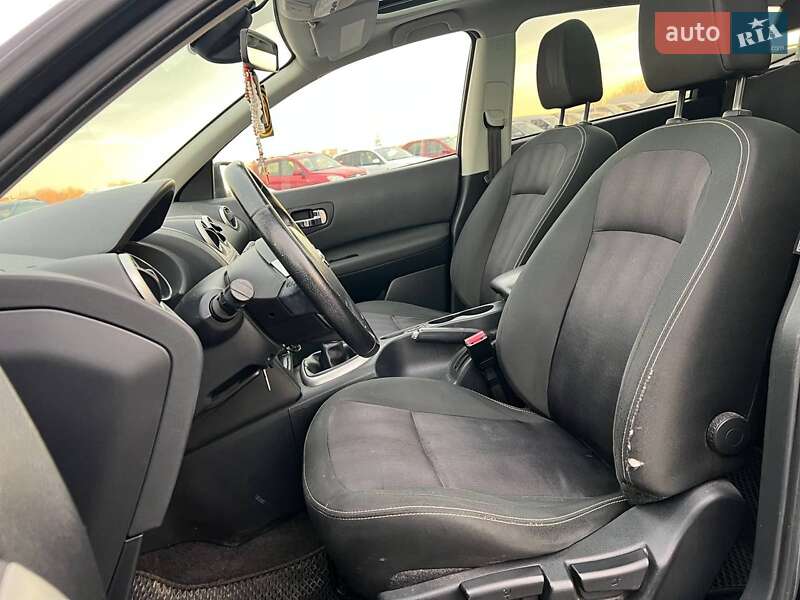 Позашляховик / Кросовер Nissan Qashqai+2 2012 в Львові