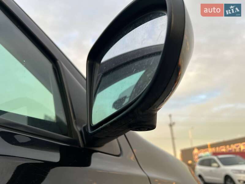 Позашляховик / Кросовер Nissan Qashqai+2 2012 в Львові