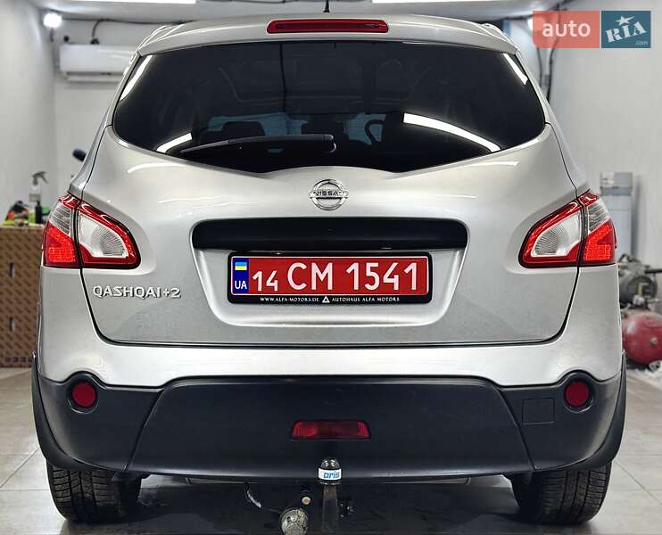 Позашляховик / Кросовер Nissan Qashqai+2 2010 в Стрию