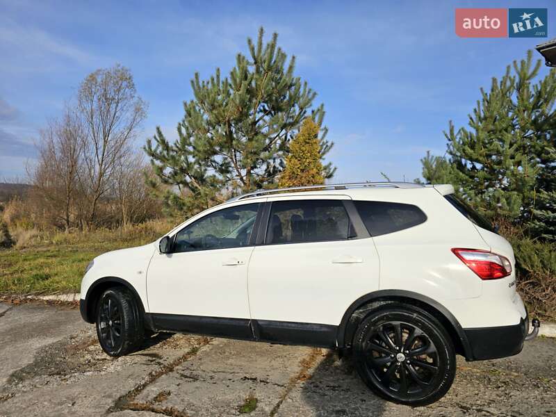 Позашляховик / Кросовер Nissan Qashqai+2 2010 в Новому Розділі фото 7 Позашляховик / Кросовер Nissan Qashqai+2 2010 в Новому Розділі