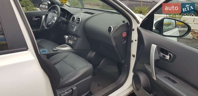 Внедорожник / Кроссовер Nissan Qashqai+2 2009 в Гостомеле