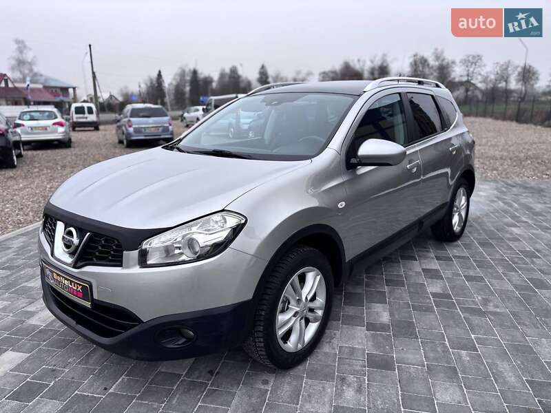 Позашляховик / Кросовер Nissan Qashqai+2 2010 в Коломиї
