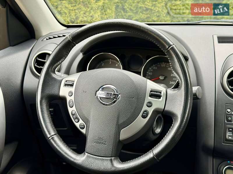 Внедорожник / Кроссовер Nissan Qashqai+2 2009 в Самборе