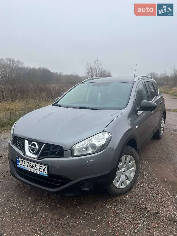 Nissan Qashqai+2 2012