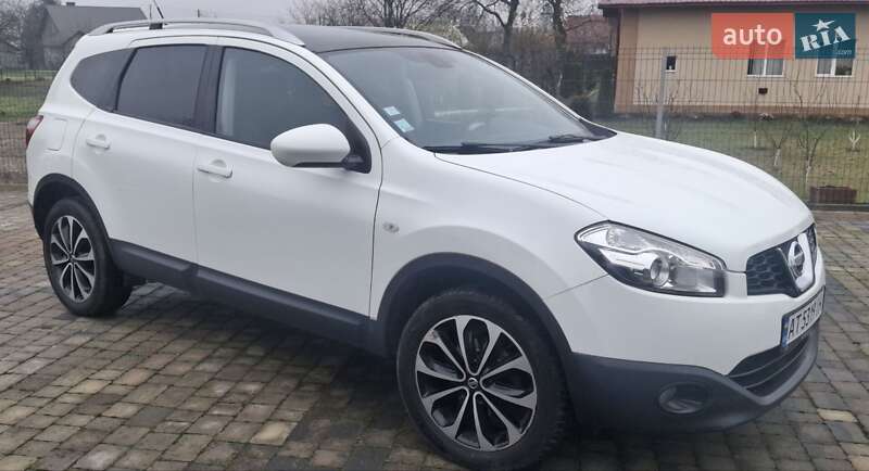 Внедорожник / Кроссовер Nissan Qashqai+2 2012 в Снятине