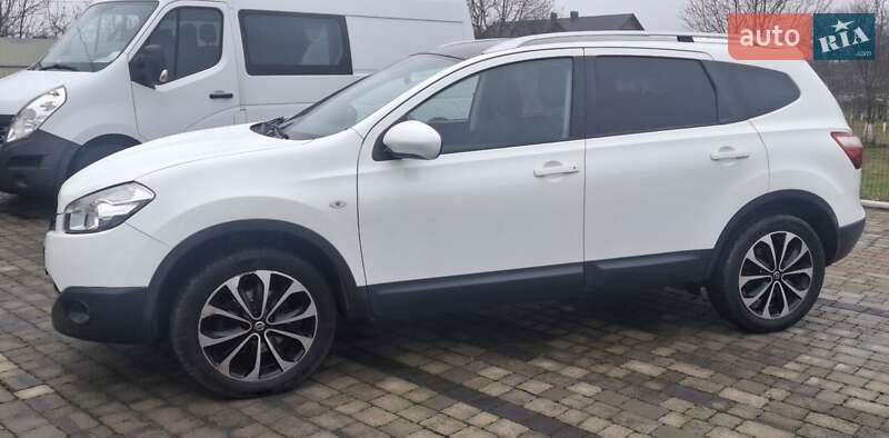 Внедорожник / Кроссовер Nissan Qashqai+2 2012 в Снятине