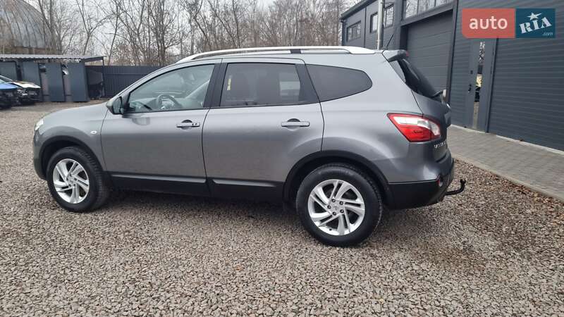 Внедорожник / Кроссовер Nissan Qashqai+2 2011 в Коростене