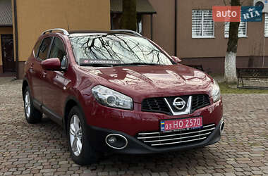 Позашляховик / Кросовер Nissan Qashqai+2 2011 в Тячеві