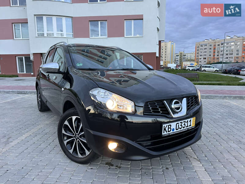 Позашляховик / Кросовер Nissan Qashqai+2 2011 в Вінниці