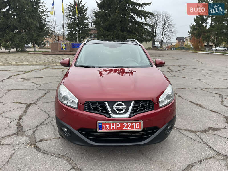 Внедорожник / Кроссовер Nissan Qashqai+2 2013 в Новоархангельске
