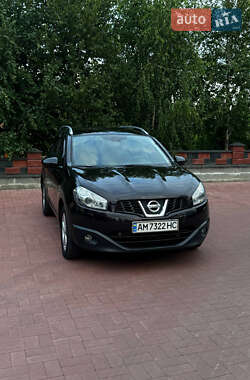 Позашляховик / Кросовер Nissan Qashqai+2 2011 в Рівному