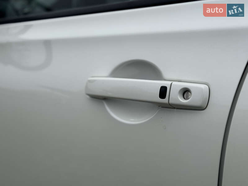 Позашляховик / Кросовер Nissan Qashqai+2 2013 в Костопілі