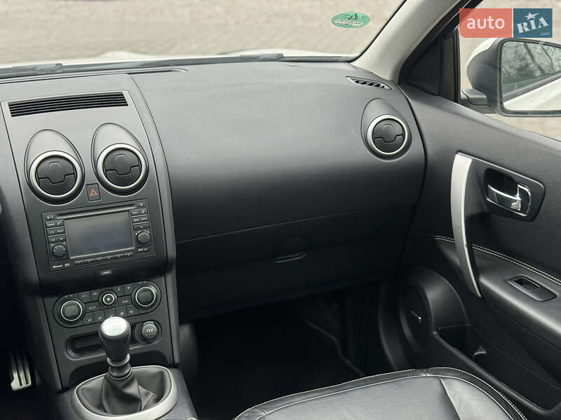 Позашляховик / Кросовер Nissan Qashqai+2 2013 в Костопілі