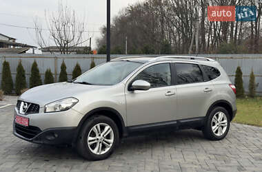 Позашляховик / Кросовер Nissan Qashqai+2 2010 в Луцьку