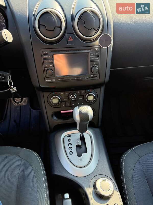 Внедорожник / Кроссовер Nissan Qashqai+2 2010 в Жмеринке